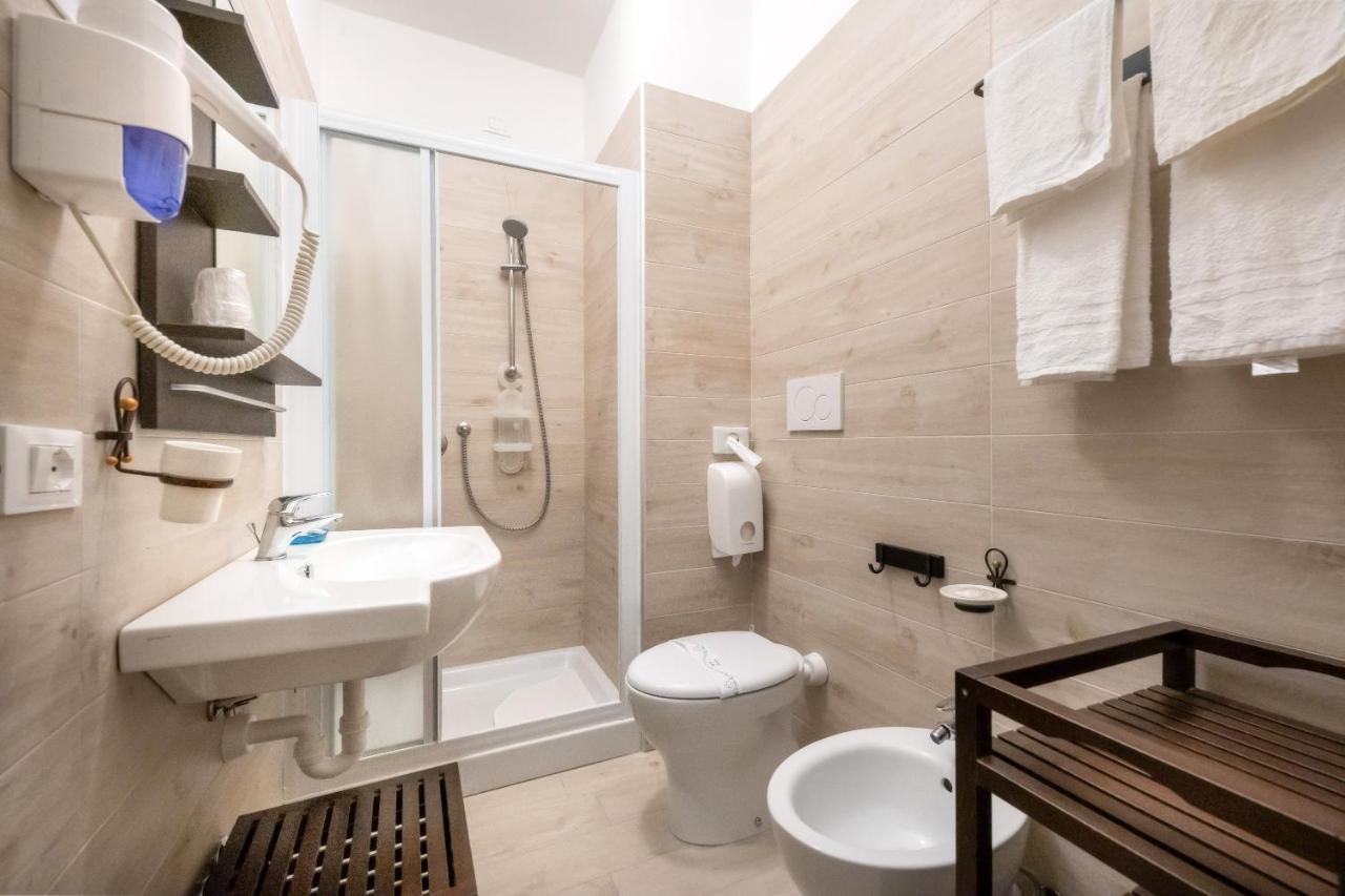 Hotel Tizian Beach Caorle Exterior foto